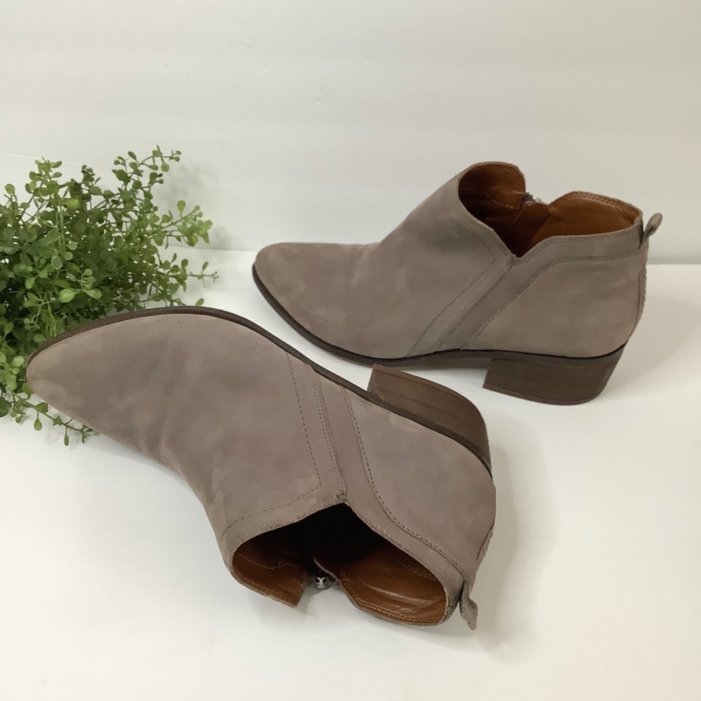FRANCO SARTO Gray Nubuck Leather Ankle Boots Booties Block Heel Minimalist 10 US